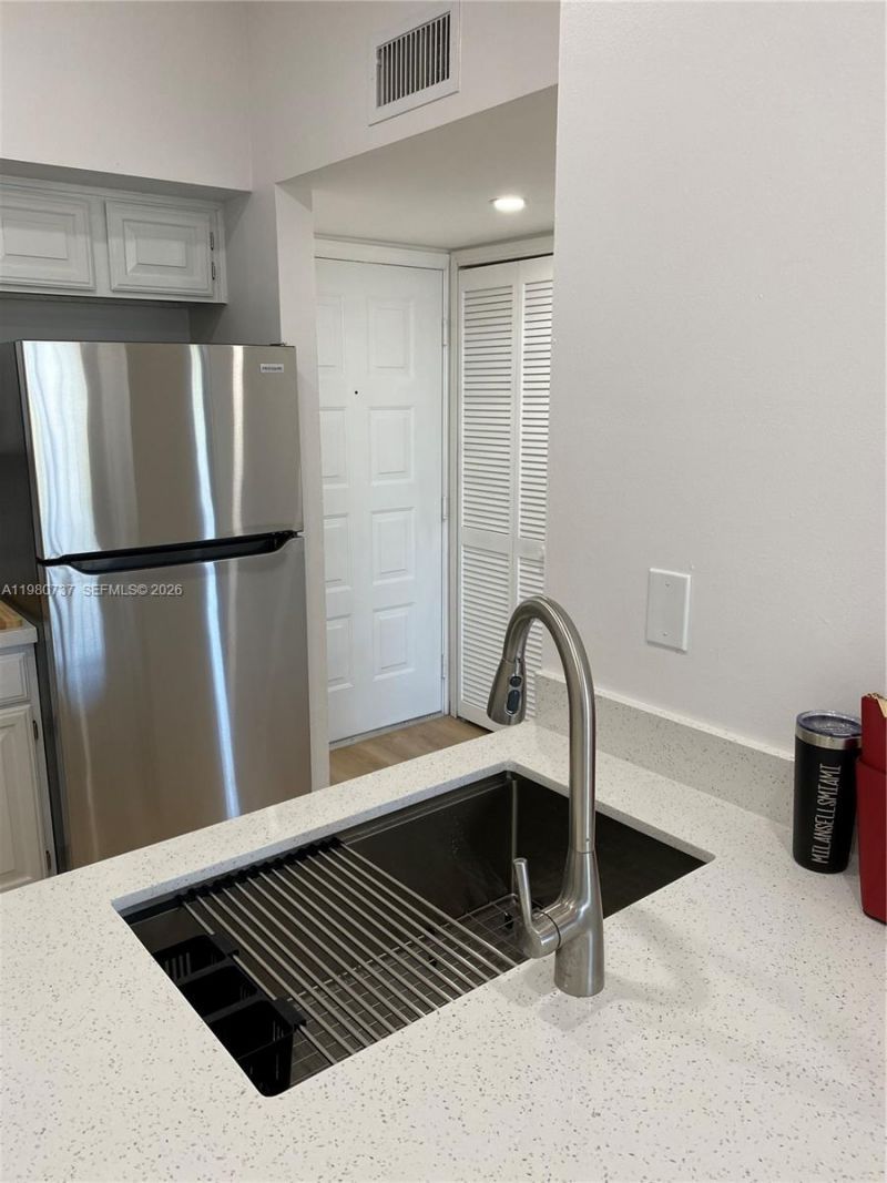 1280 S Alhambra Cir , Unit 1421, Coral Gables, FL 33146 Photo