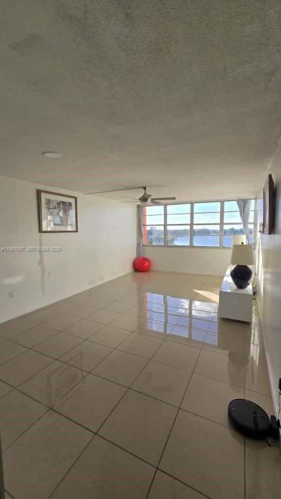 1301 NE Miami Gardens Dr , Unit 824W, Miami, FL 33179 Photo