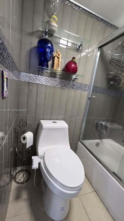 1301 NE Miami Gardens Dr , Unit 824W, Miami, FL 33179 Photo