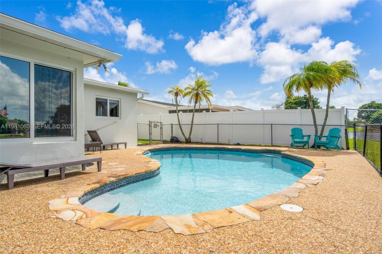 2227 NW 65th Ave , Margate, FL 33063 Photo