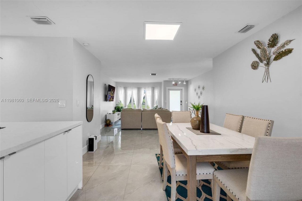 2227 NW 65th Ave , Margate, FL 33063 Photo