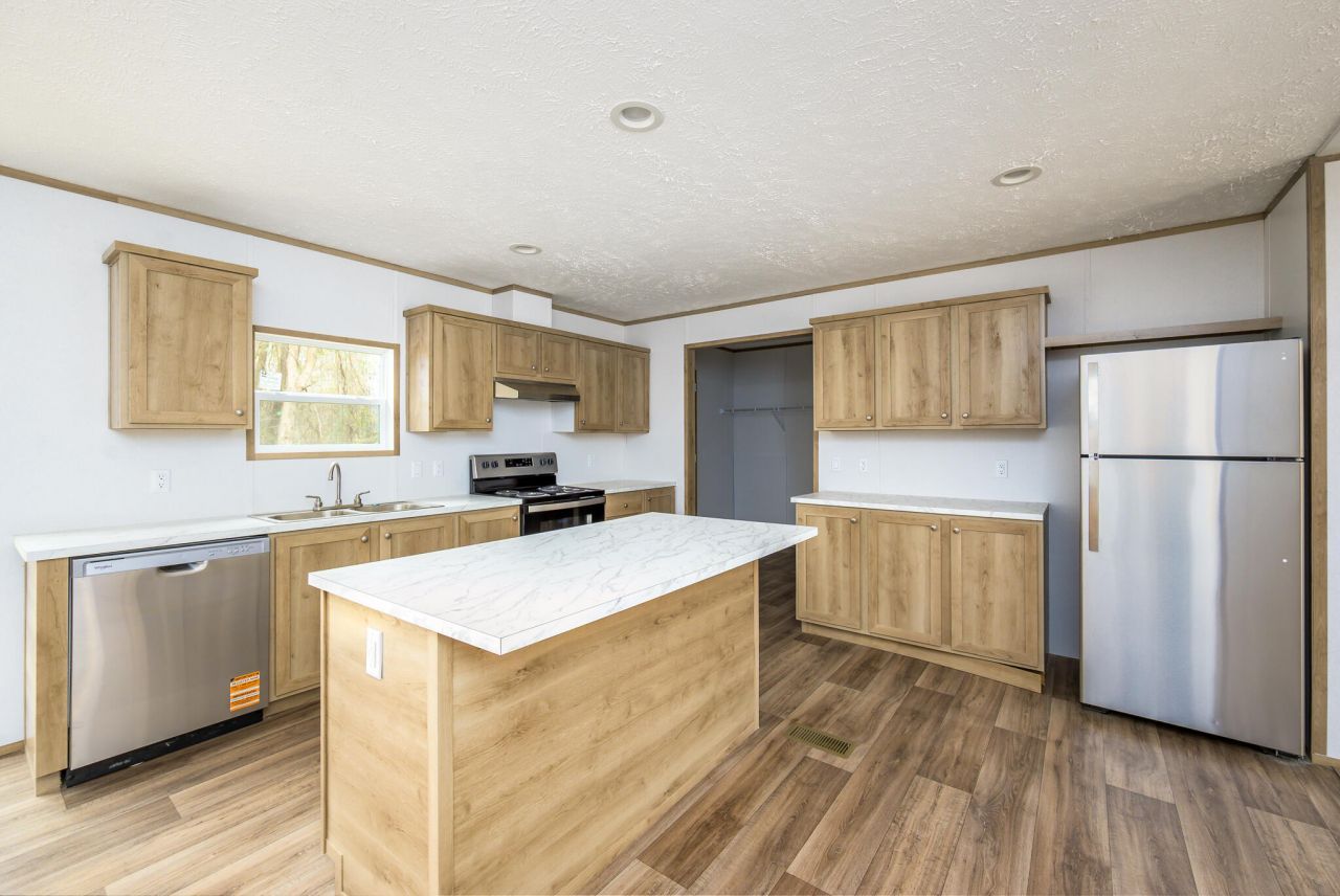 145 Firethorn Court Photo 10