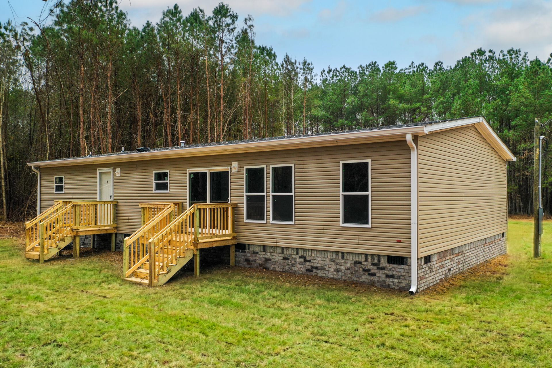 145 Firethorn Court Photo 7