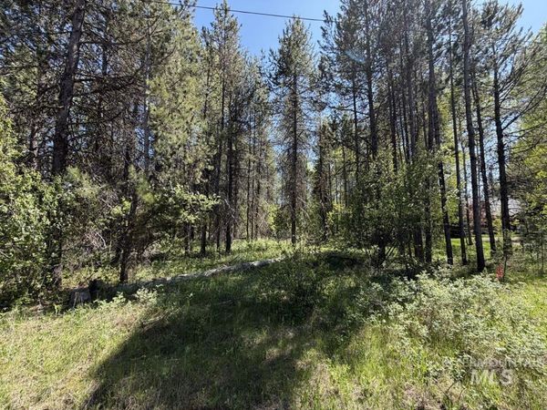 137 Lake Trail Drive, Donnelly, ID 83615