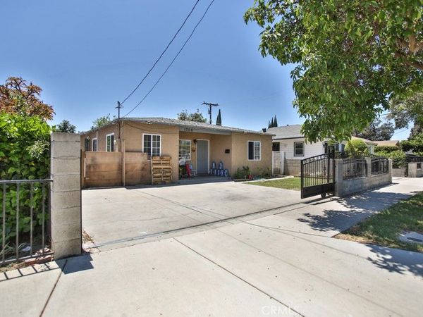 1206 W Mcfadden Avenue, Santa Ana, CA 92707