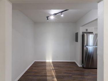 5921 Gaston Avenue, Unit M, Dallas, TX 75214