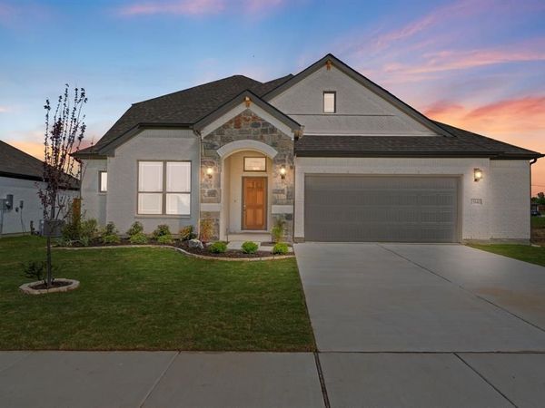 1936 Nightfall Drive, Venus, TX 76084