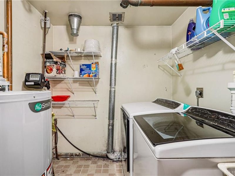 4512 Sydenham Road, Englewood, OH 45322 Photo 32