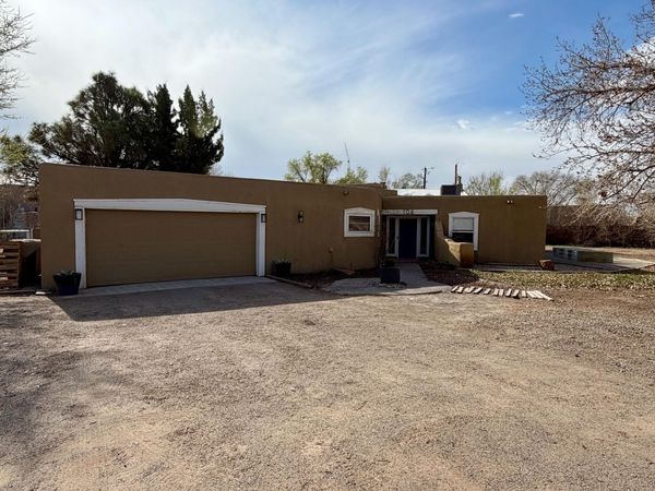 106 Sherrod Court , Corrales, NM 87048