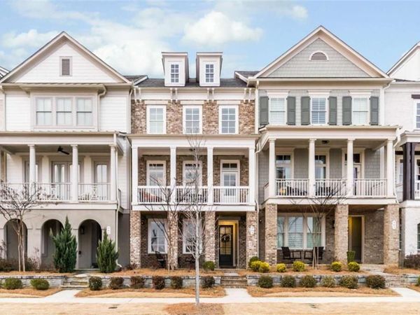 963 South on main Drive , Woodstock, GA 30188