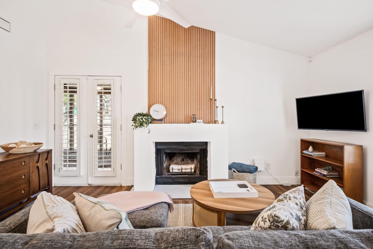 1131 Bellwood Road Photo 12