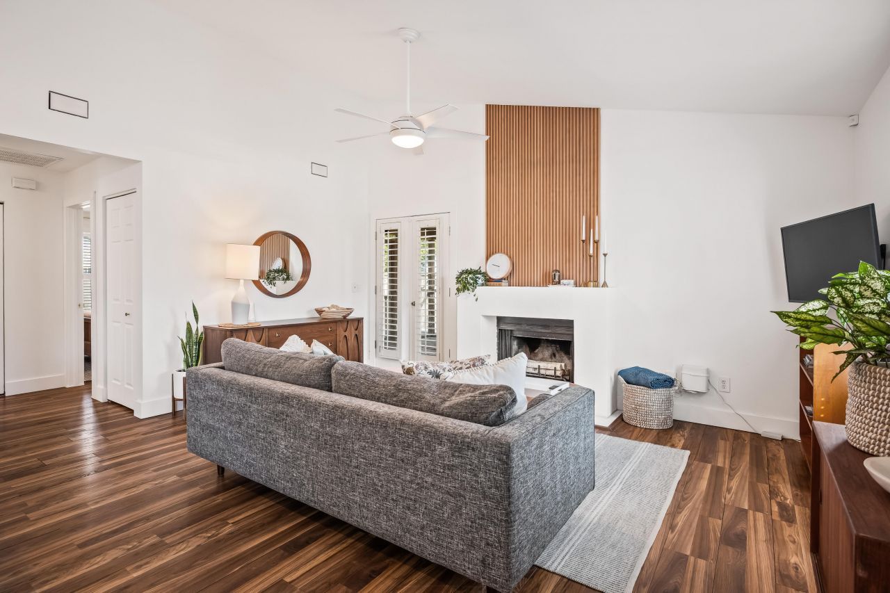 1131 Bellwood Road Photo 6