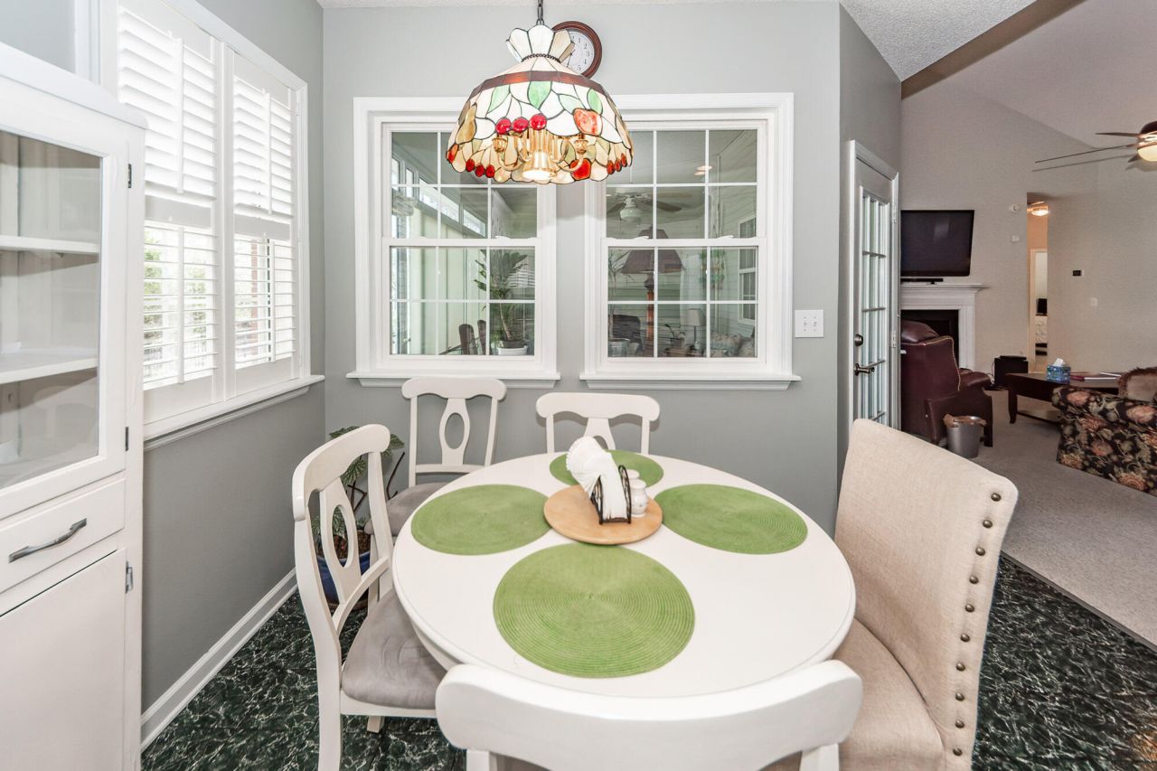 120 Innisbrook Bend Photo 17