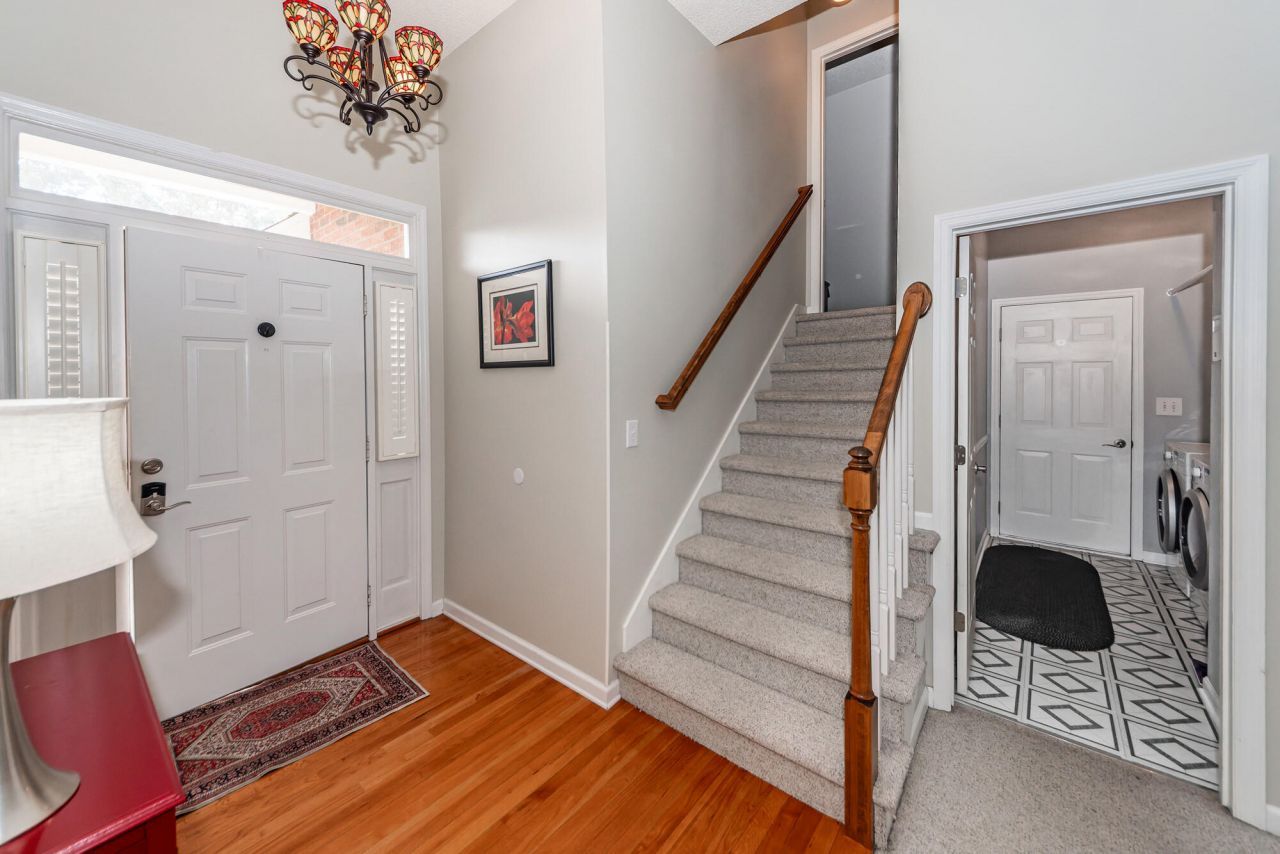 120 Innisbrook Bend Photo 25