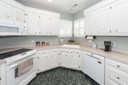 120 Innisbrook Bend photo 4