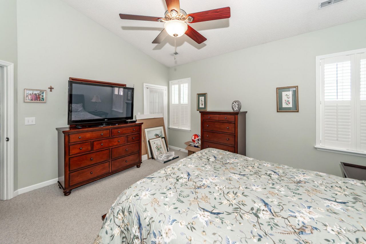 120 Innisbrook Bend Photo 31