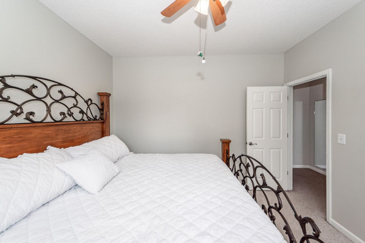 120 Innisbrook Bend Photo 37