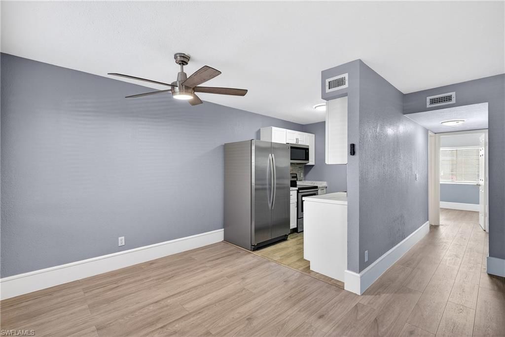 4617 Bayshore Dr , Unit H4, Naples, FL 34112 Photo