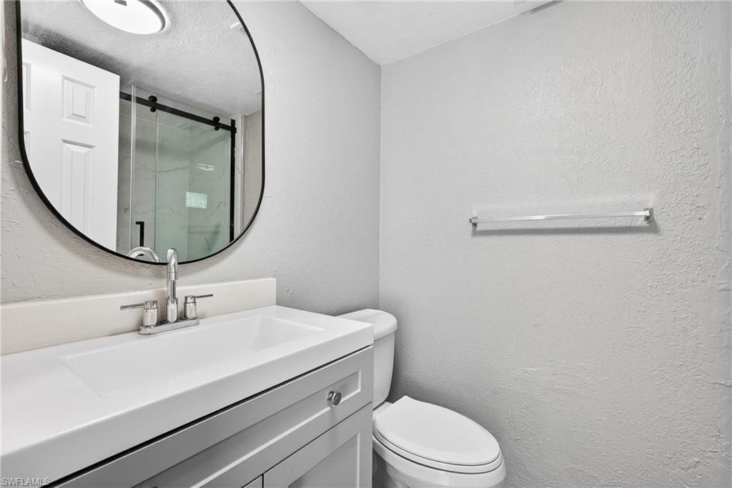 4617 Bayshore Dr , Unit H4, Naples, FL 34112 Photo