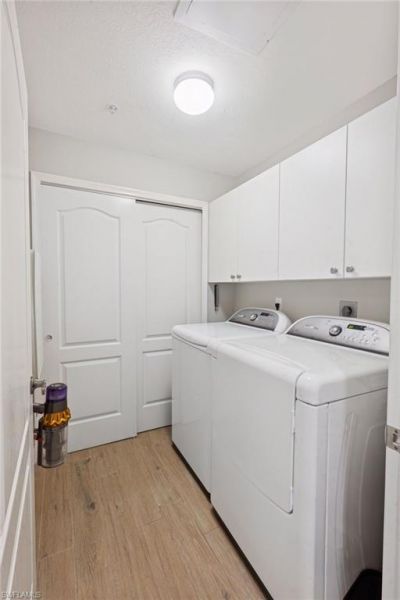 7687 Pebble Creek Cir , Unit 403, Naples, FL 34108 Photo