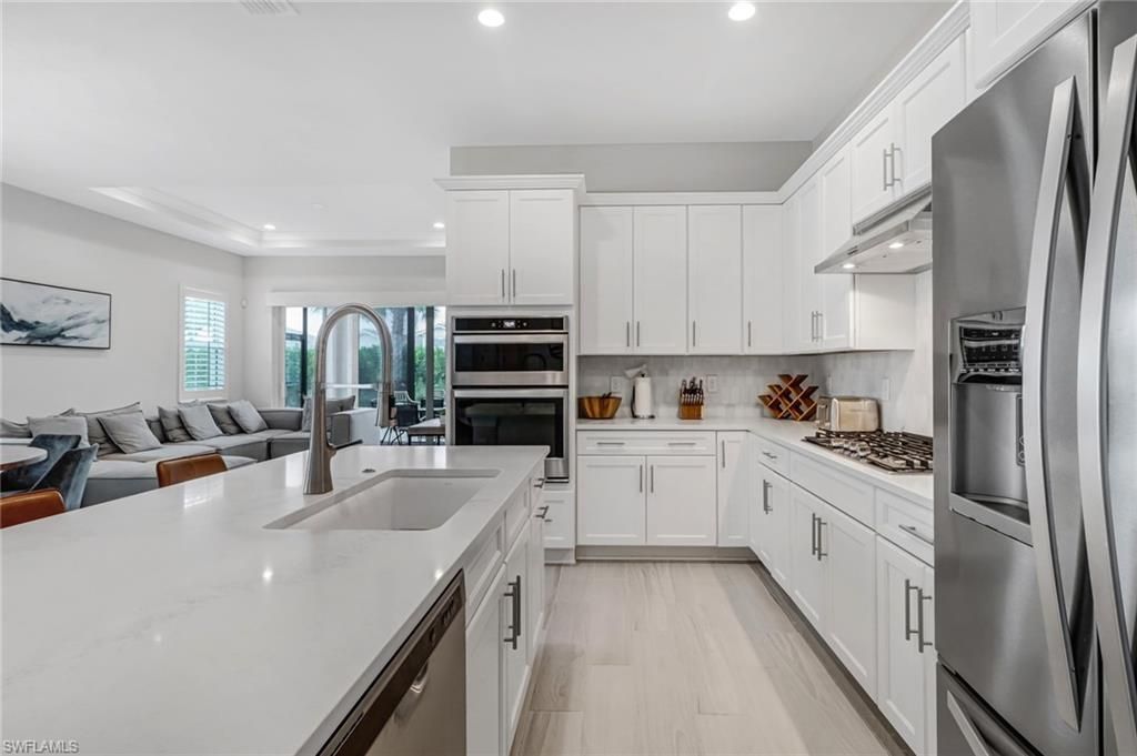 9032 Saint Lucia Dr, Naples, FL 34114 Photo