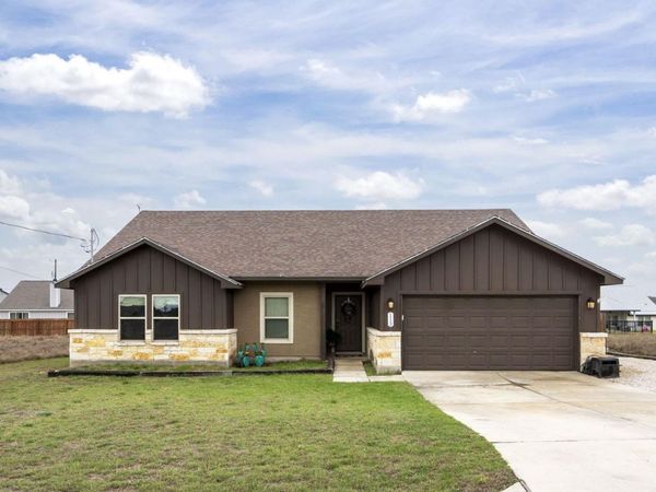 113 Antonio Perez, Blanco, TX 78606