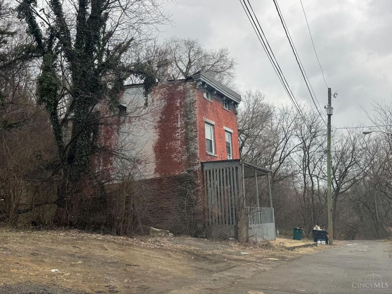 2457 Everglade Place, Cincinnati, OH 45214 Photo 3