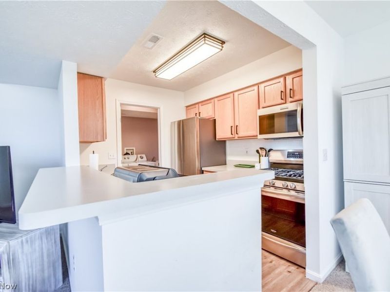 8712 Elmdale Trce, Macedonia, OH 44056 Photo 16