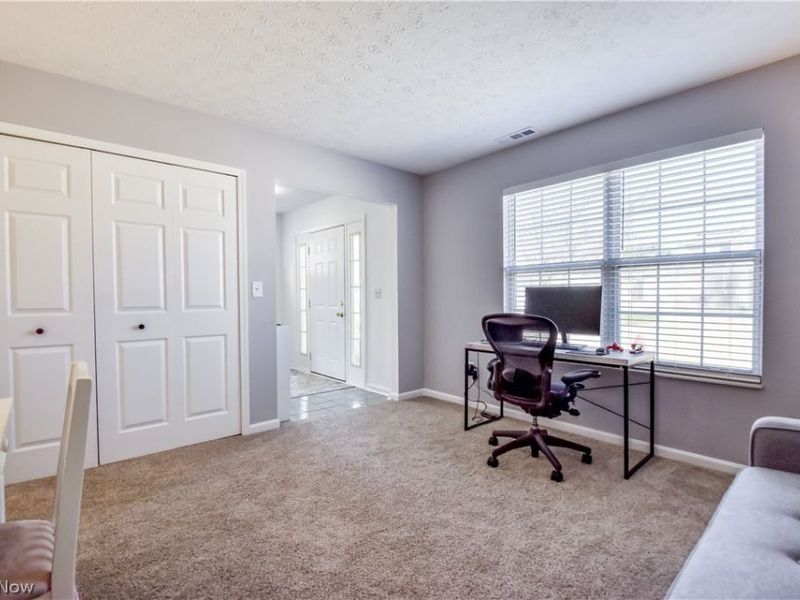 8712 Elmdale Trce, Macedonia, OH 44056 Photo 7