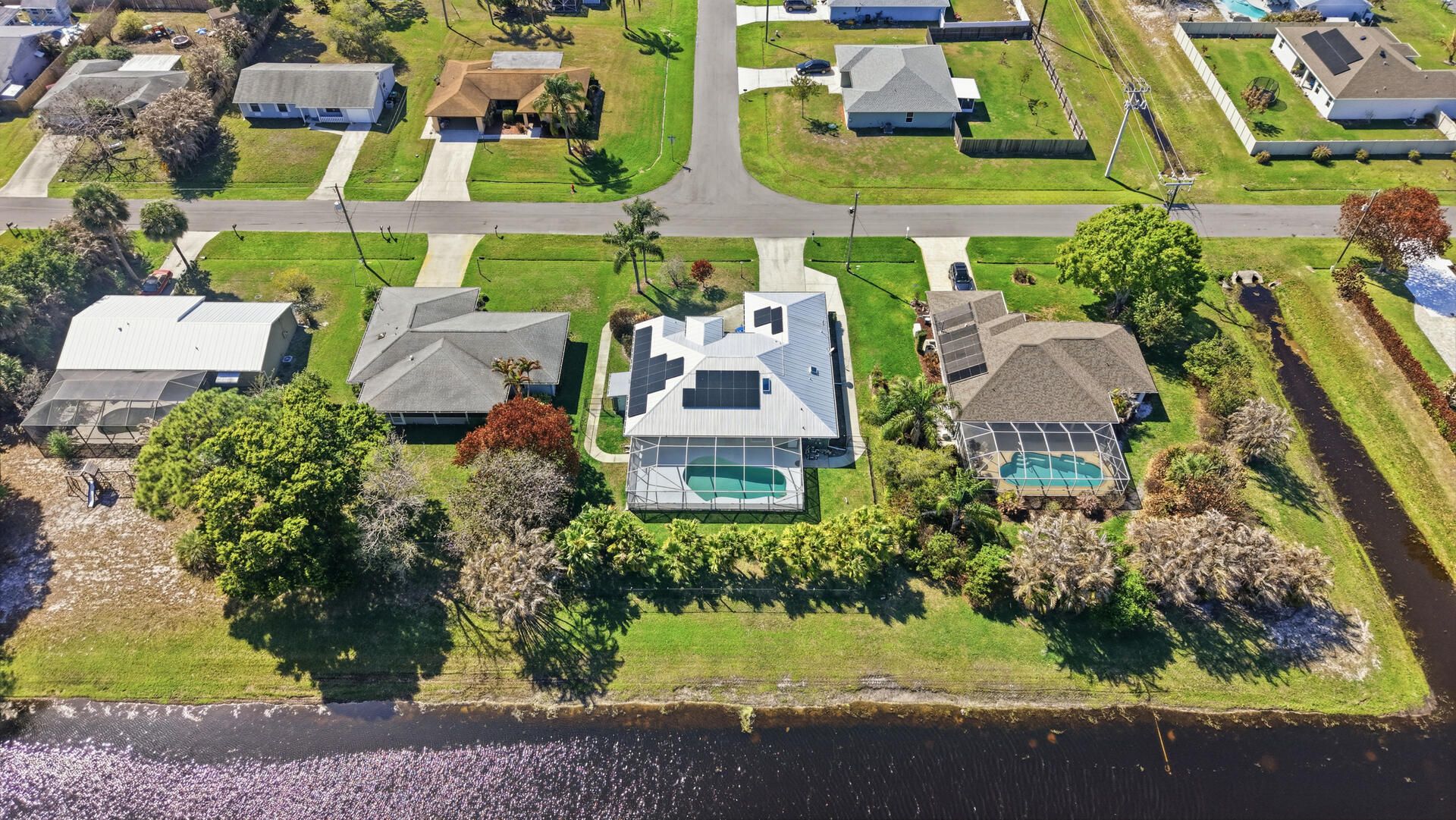 2537 SE Hallahan St, Port Saint Lucie, FL 34952 Photo