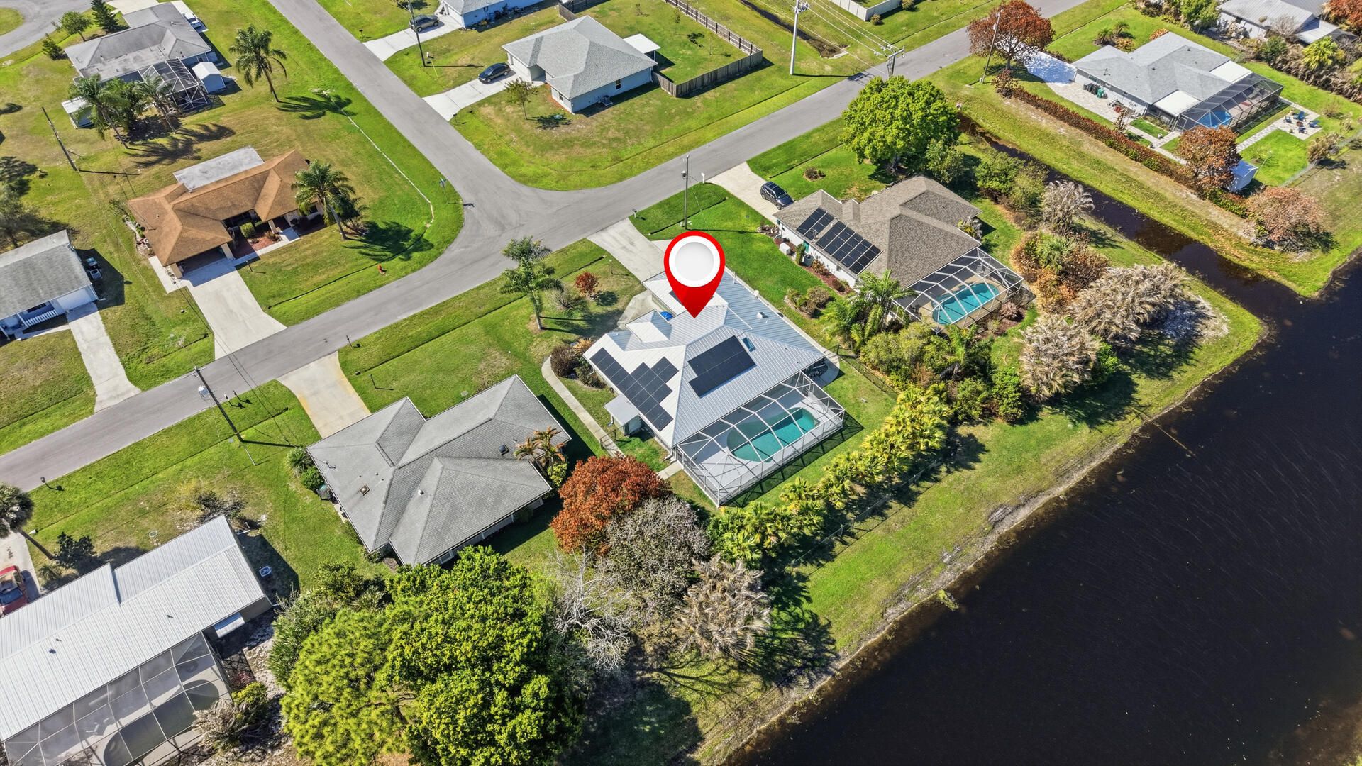 2537 SE Hallahan St, Port Saint Lucie, FL 34952 Photo