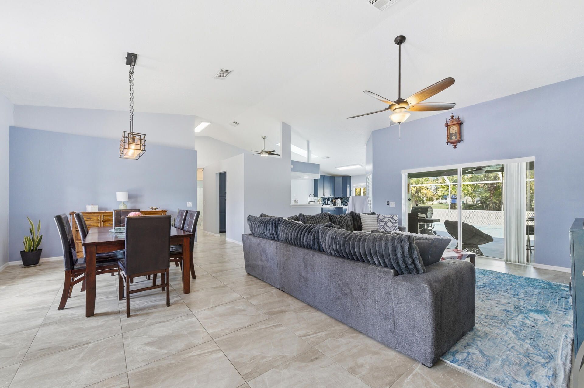 2537 SE Hallahan St, Port Saint Lucie, FL 34952 Photo