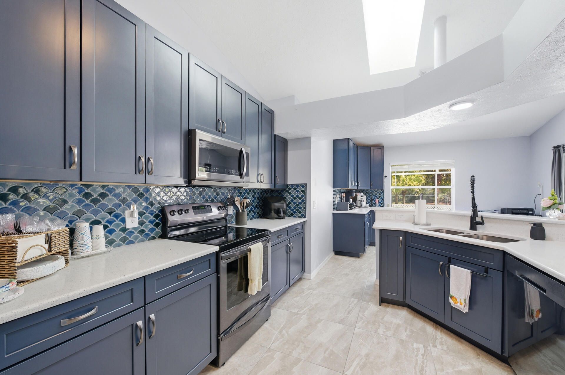 2537 SE Hallahan St, Port Saint Lucie, FL 34952 Photo