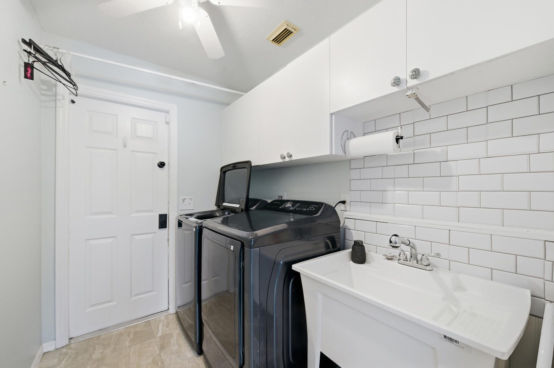 2537 SE Hallahan St, Port Saint Lucie, FL 34952 Photo