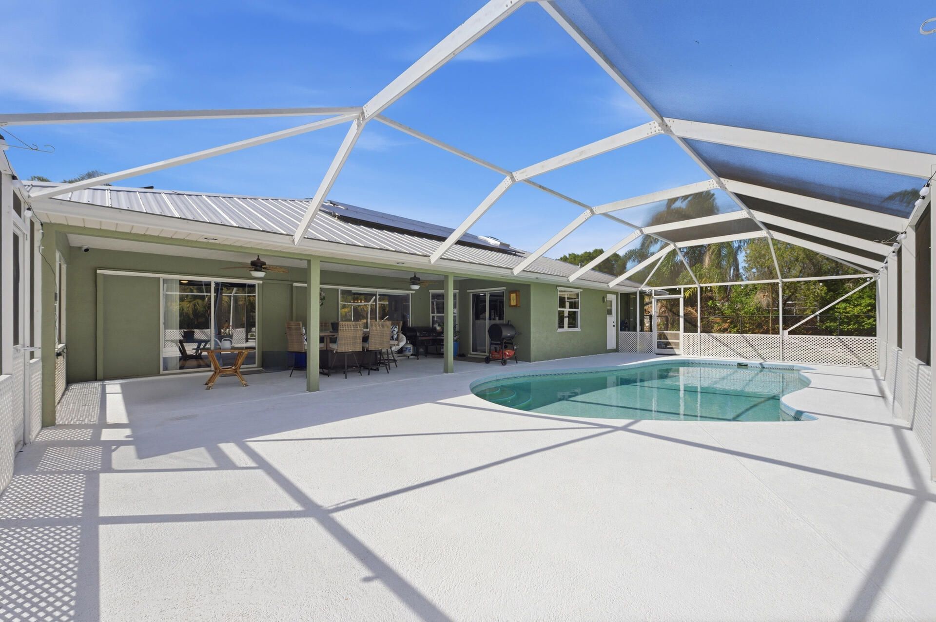 2537 SE Hallahan St, Port Saint Lucie, FL 34952 Photo