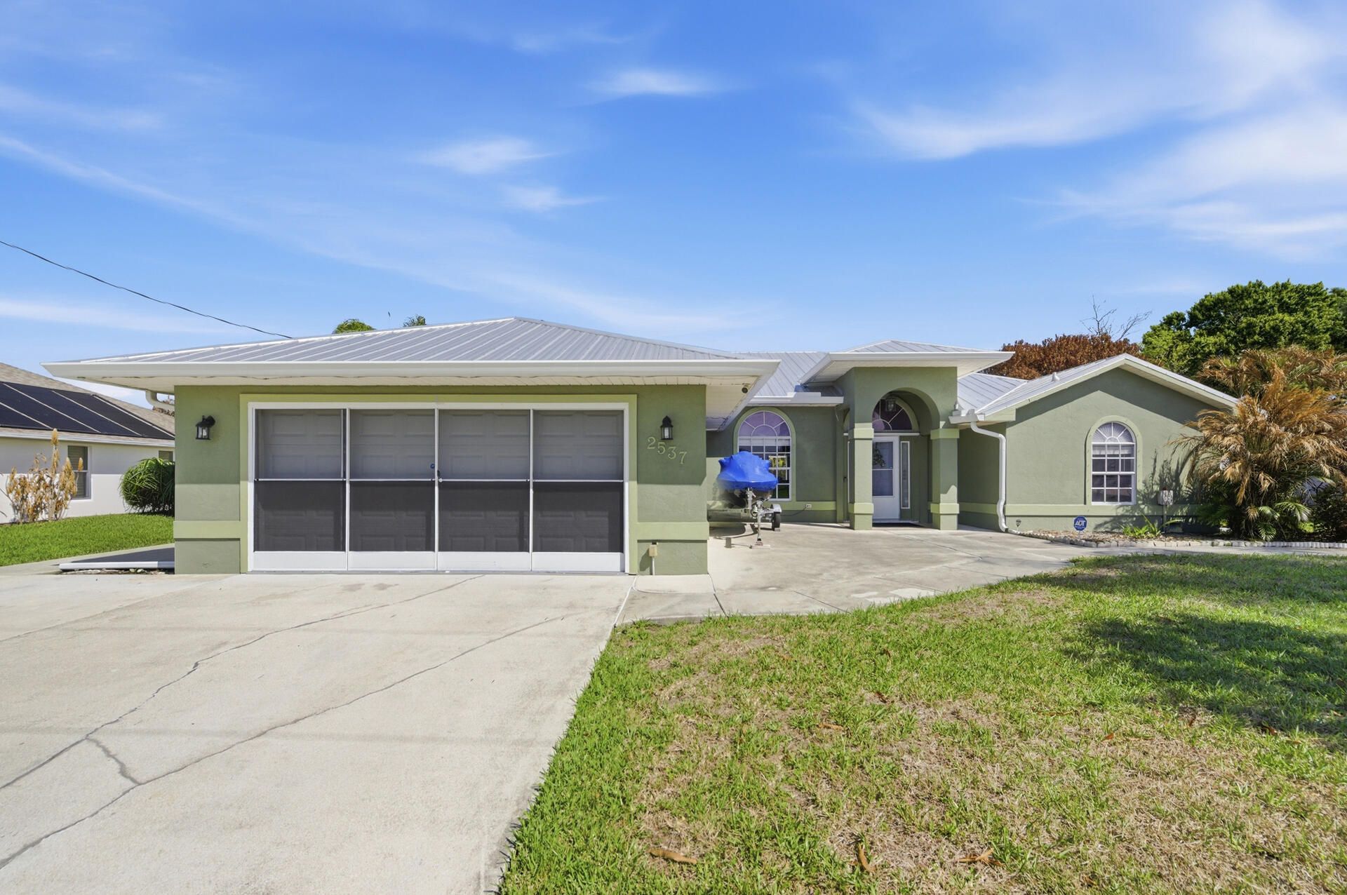 2537 SE Hallahan St, Port Saint Lucie, FL 34952 Photo