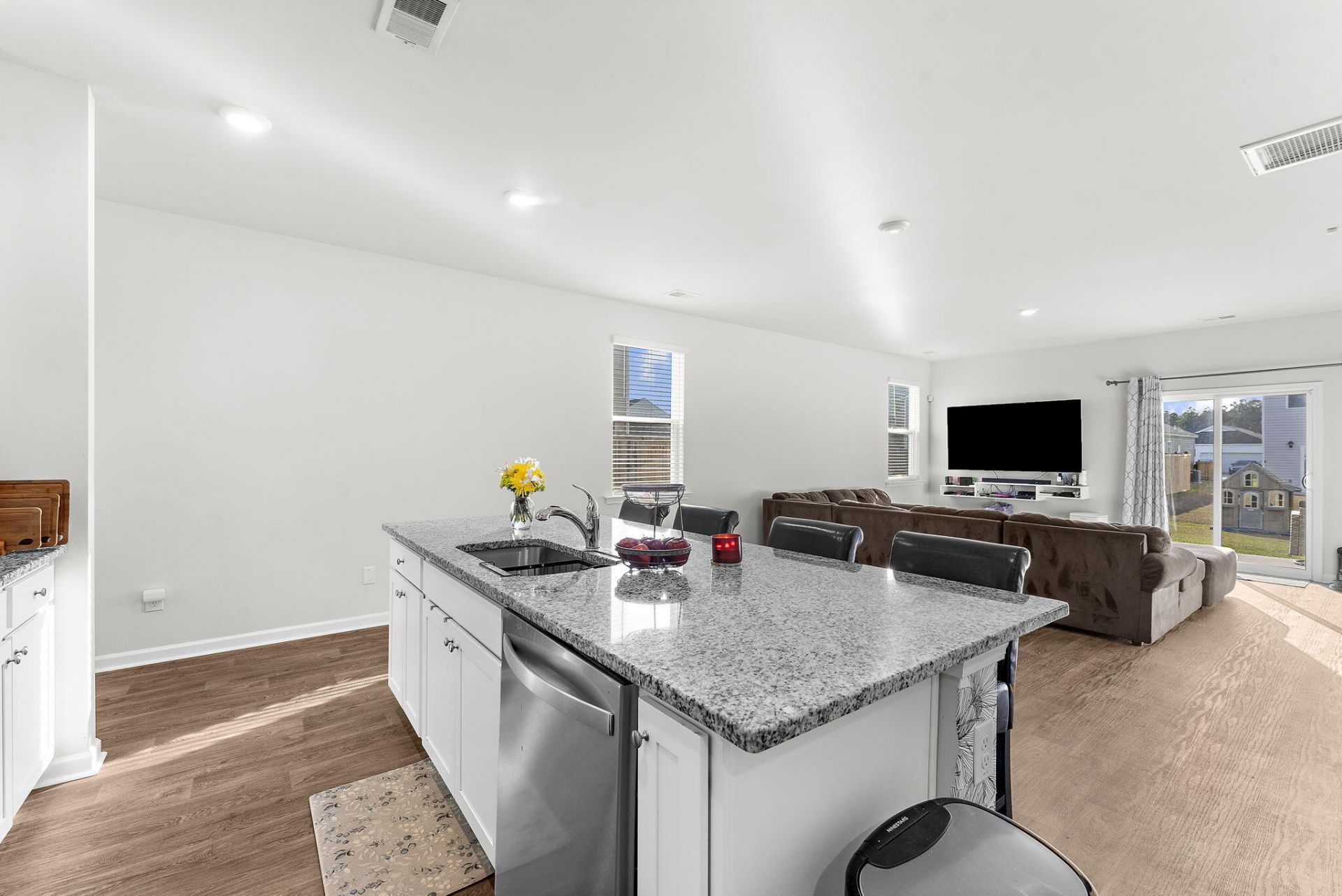 119 Green Passage Lane Photo 10