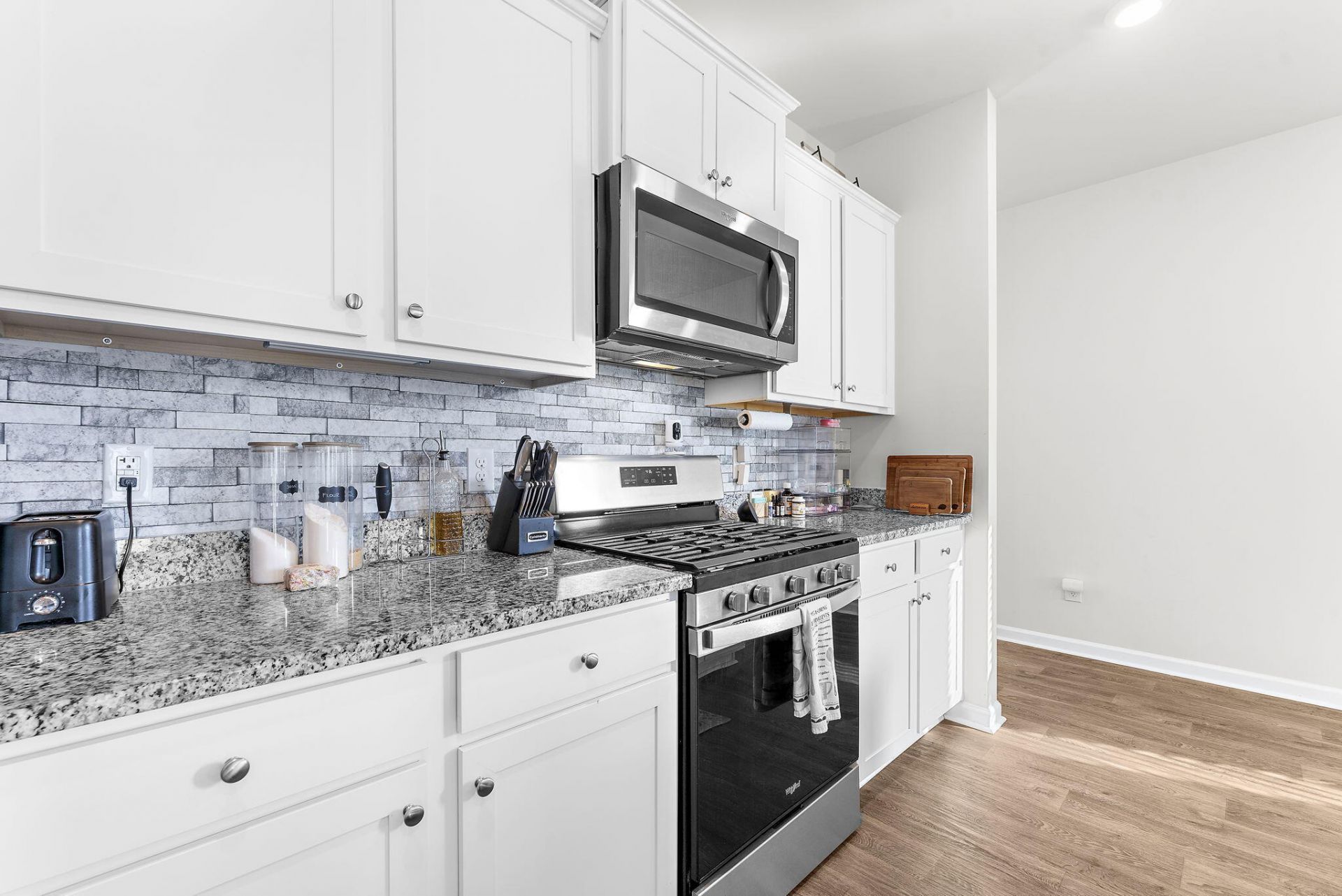 119 Green Passage Lane Photo 11