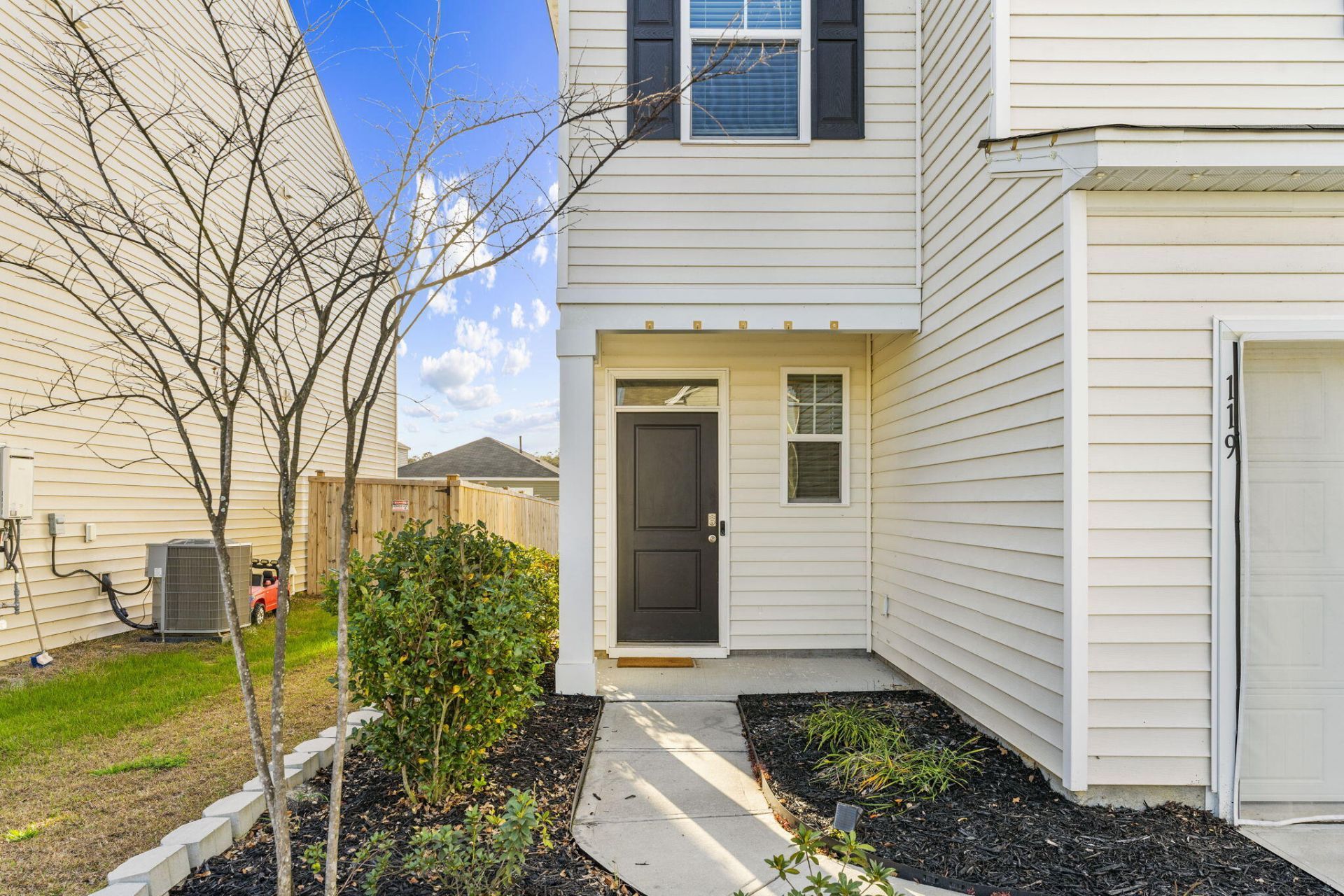 119 Green Passage Lane Photo 4