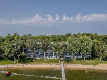 315 Park Lake Boulevard, Unit 205, Detroit Lakes, MN 56501