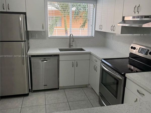 14909 SW 80th St , Unit 216, Miami, FL 33193