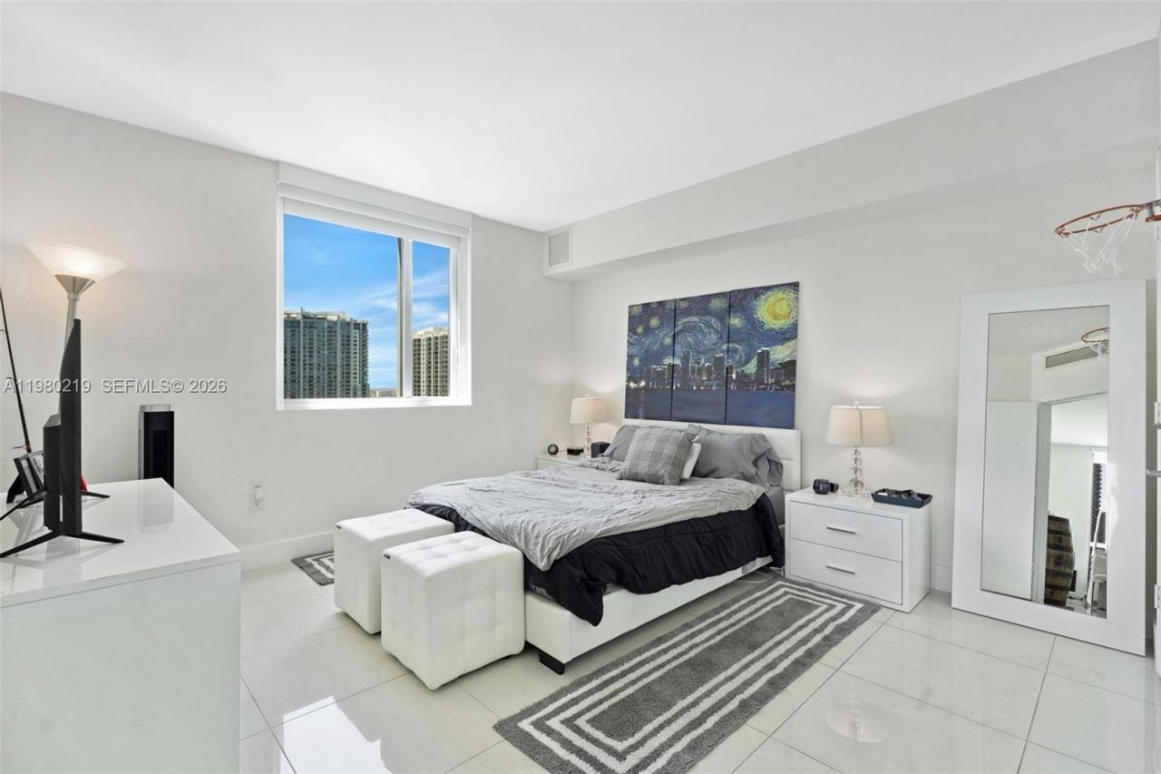 55 SE 6th St, Unit 3102, Miami, FL 33131 Photo