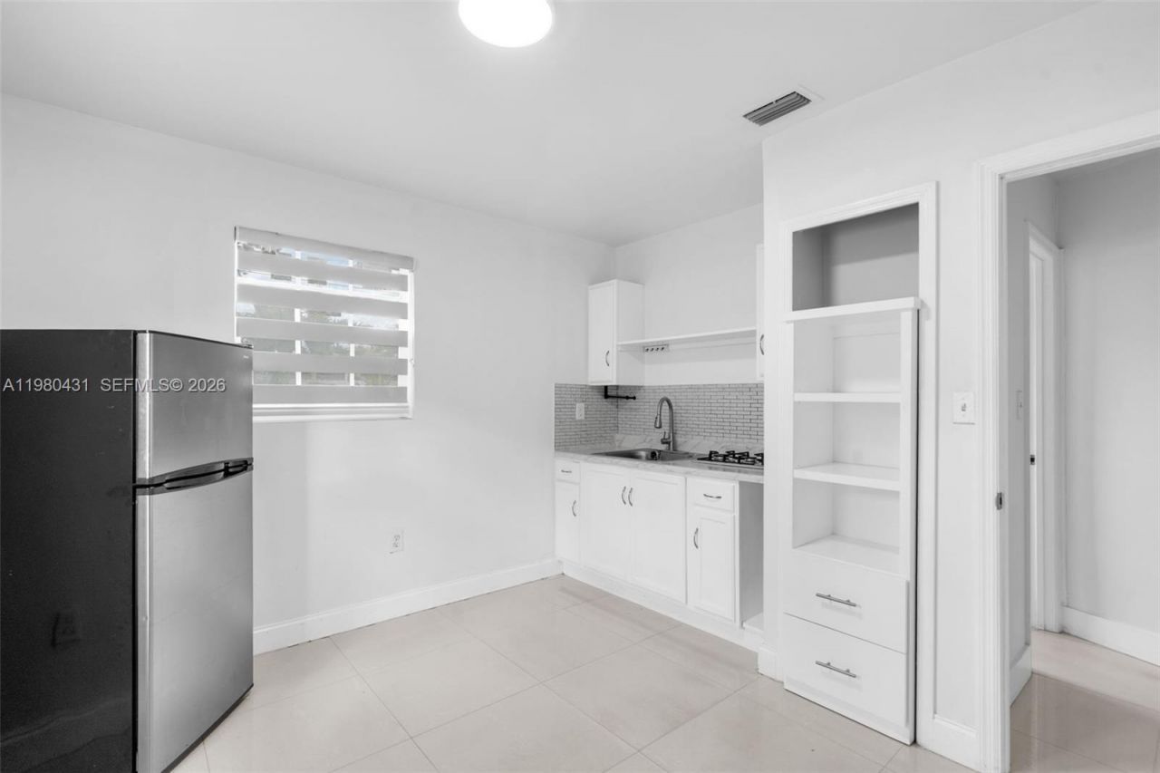 1210 N 71st Ave, Hollywood, FL 33024 Photo