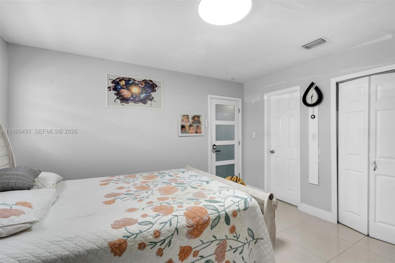 1210 N 71st Ave, Hollywood, FL 33024 Photo