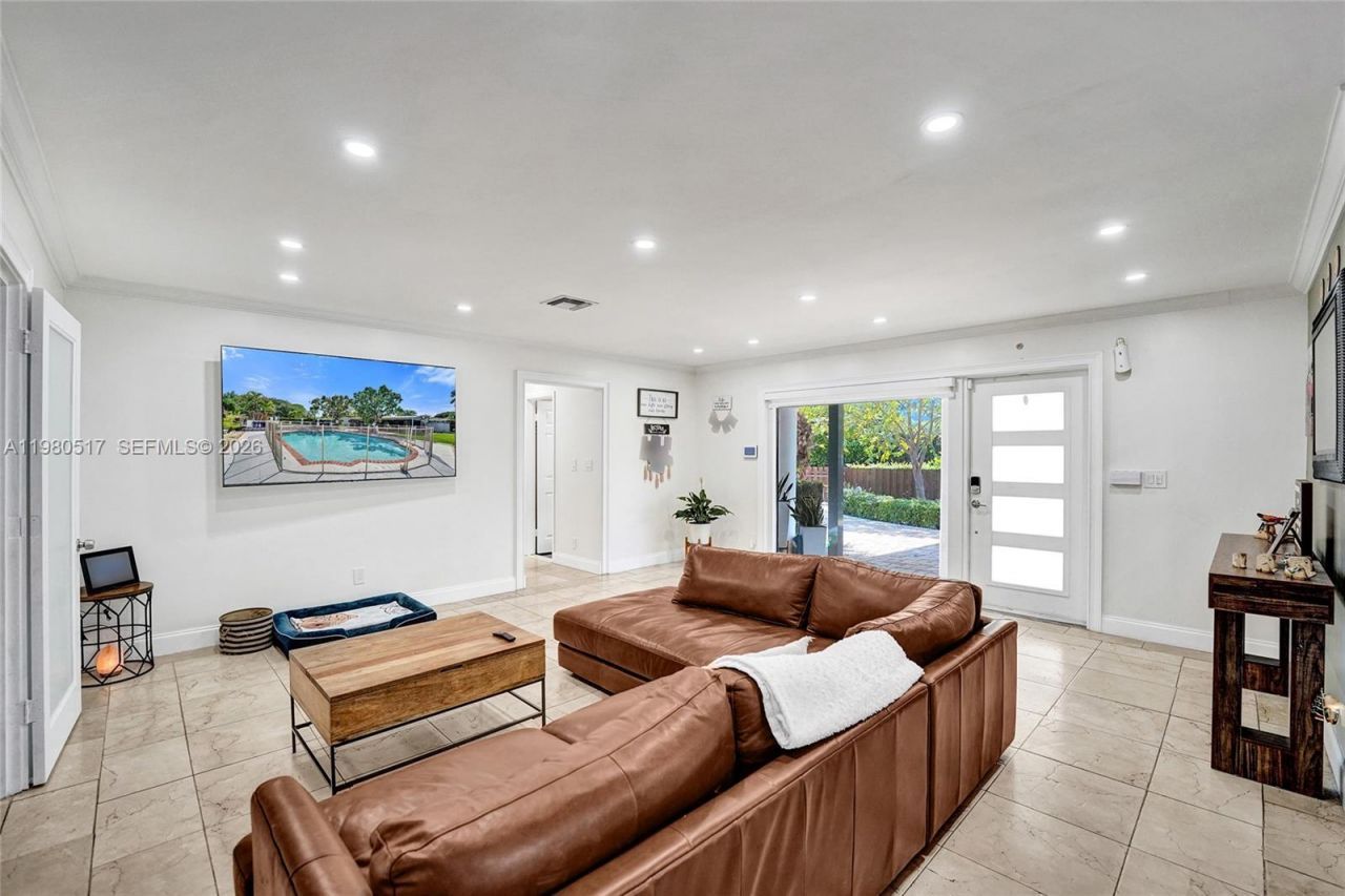 1015 S 14th Ave, Hollywood, FL 33020 Photo