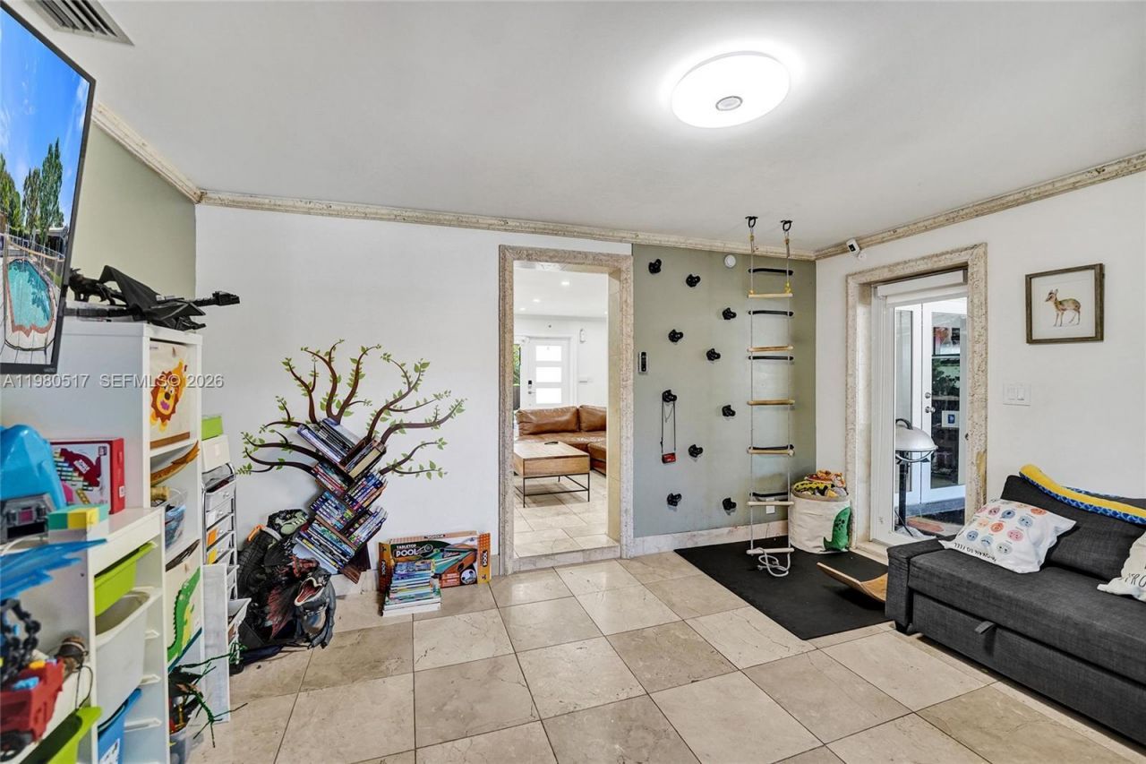 1015 S 14th Ave, Hollywood, FL 33020 Photo