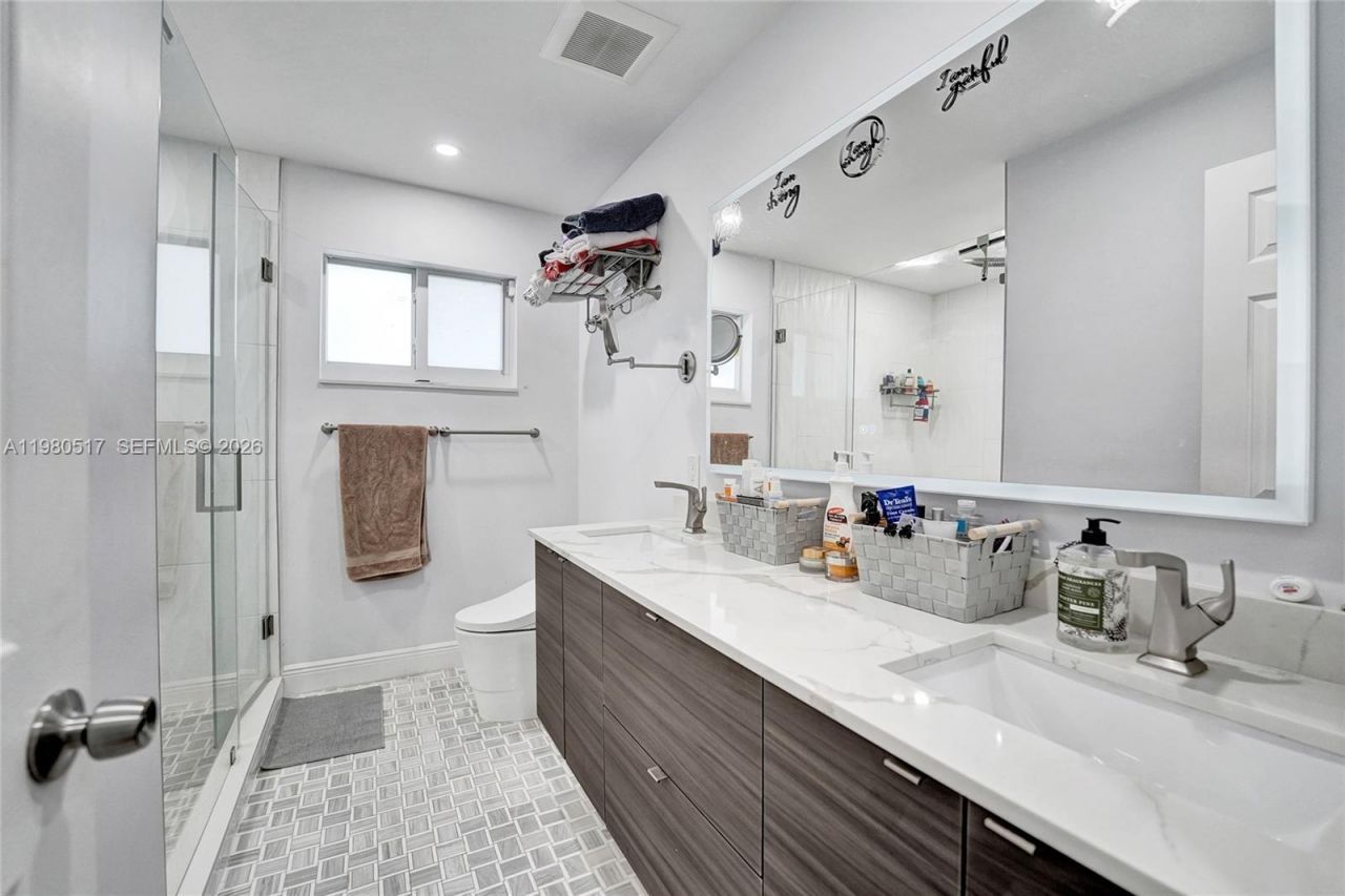 1015 S 14th Ave, Hollywood, FL 33020 Photo