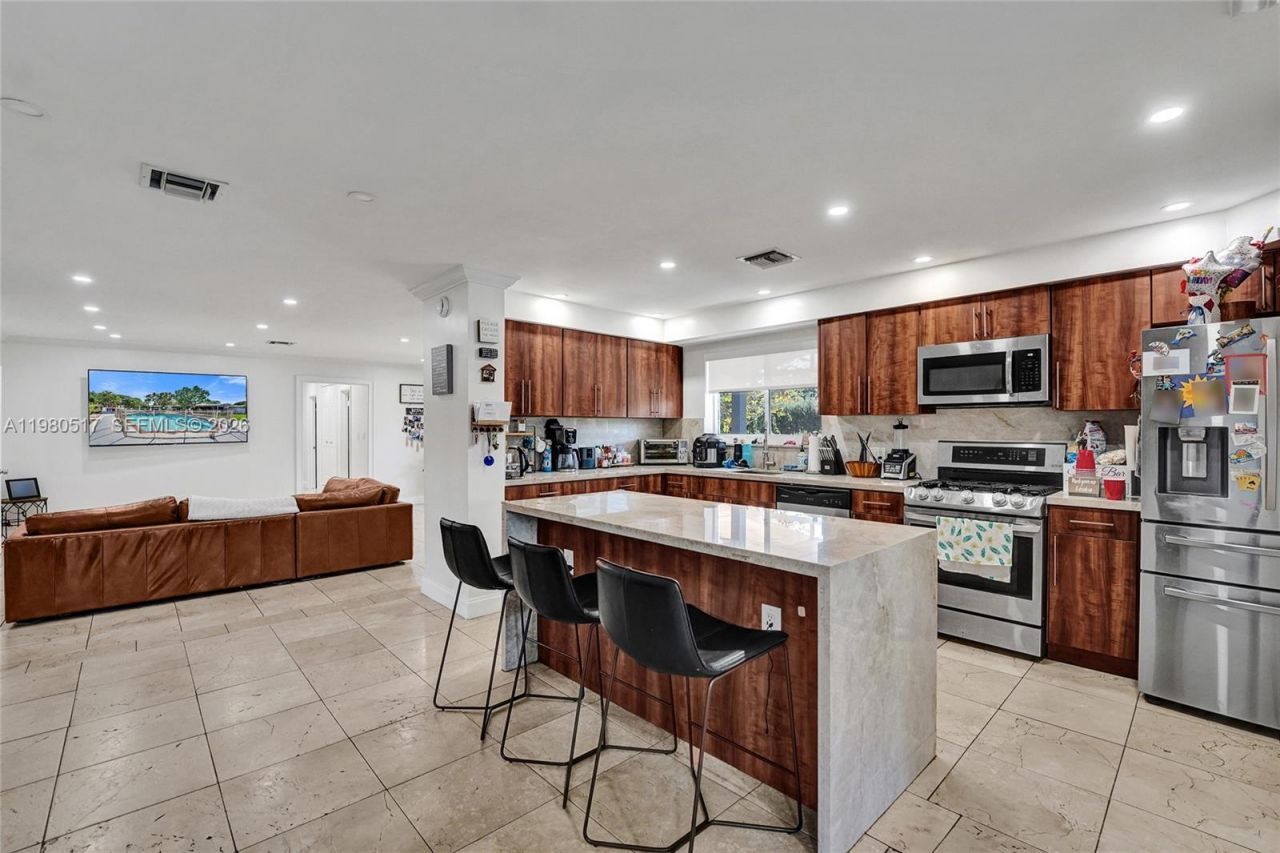 1015 S 14th Ave, Hollywood, FL 33020 Photo