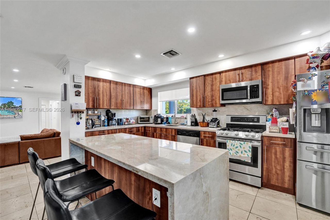 1015 S 14th Ave, Hollywood, FL 33020 Photo