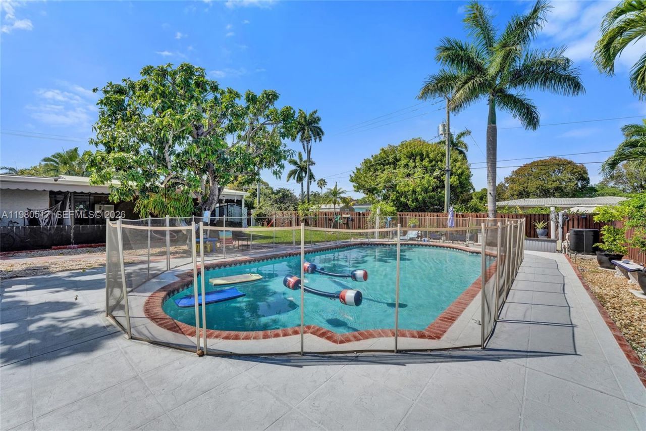 1015 S 14th Ave, Hollywood, FL 33020 Photo